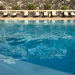https://premium-family-villas-sea-sun.adeje-hotels.com